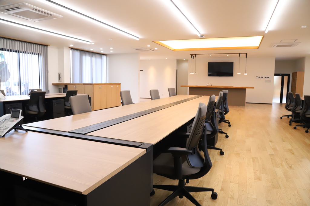 執務室
コクヨ「ワークヴィスタ（Work Vista）」
